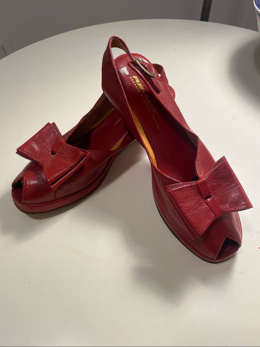 Red Bow Peep-Toe Platform Slingback Pumps